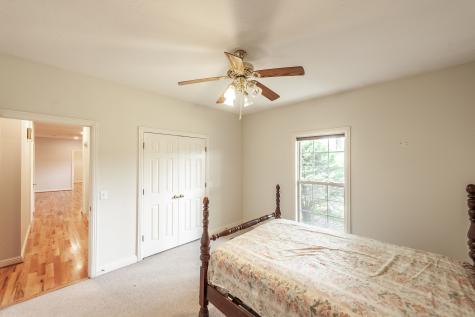 6513 N Mount Pleasant Road Greenbrier TN 37073
