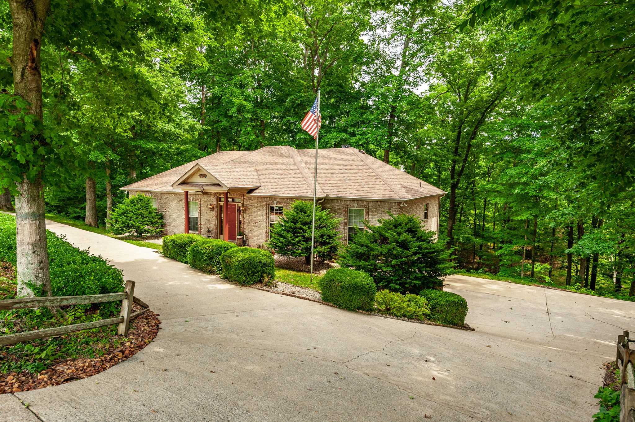 6513 N Mount Pleasant Road Greenbrier TN 37073