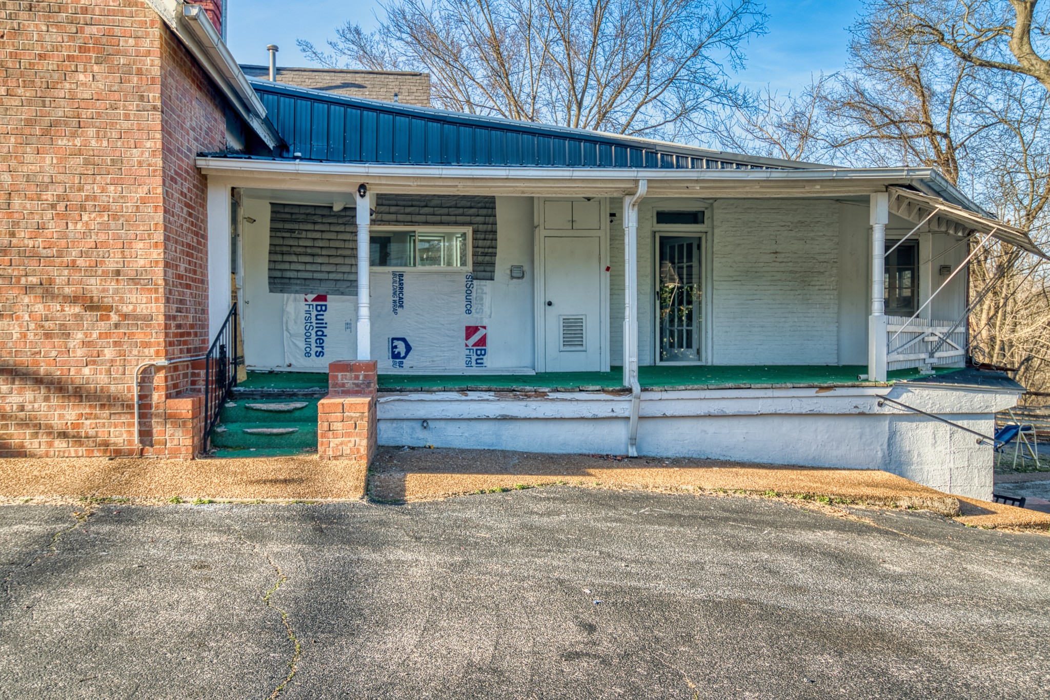 62 N Main Street Springfield TN 37172