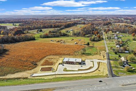 131 W Roberts Road Portland TN 37148