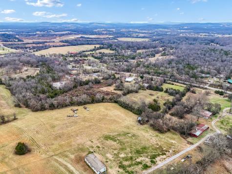 2972 Cainsville Road Lebanon TN 37090