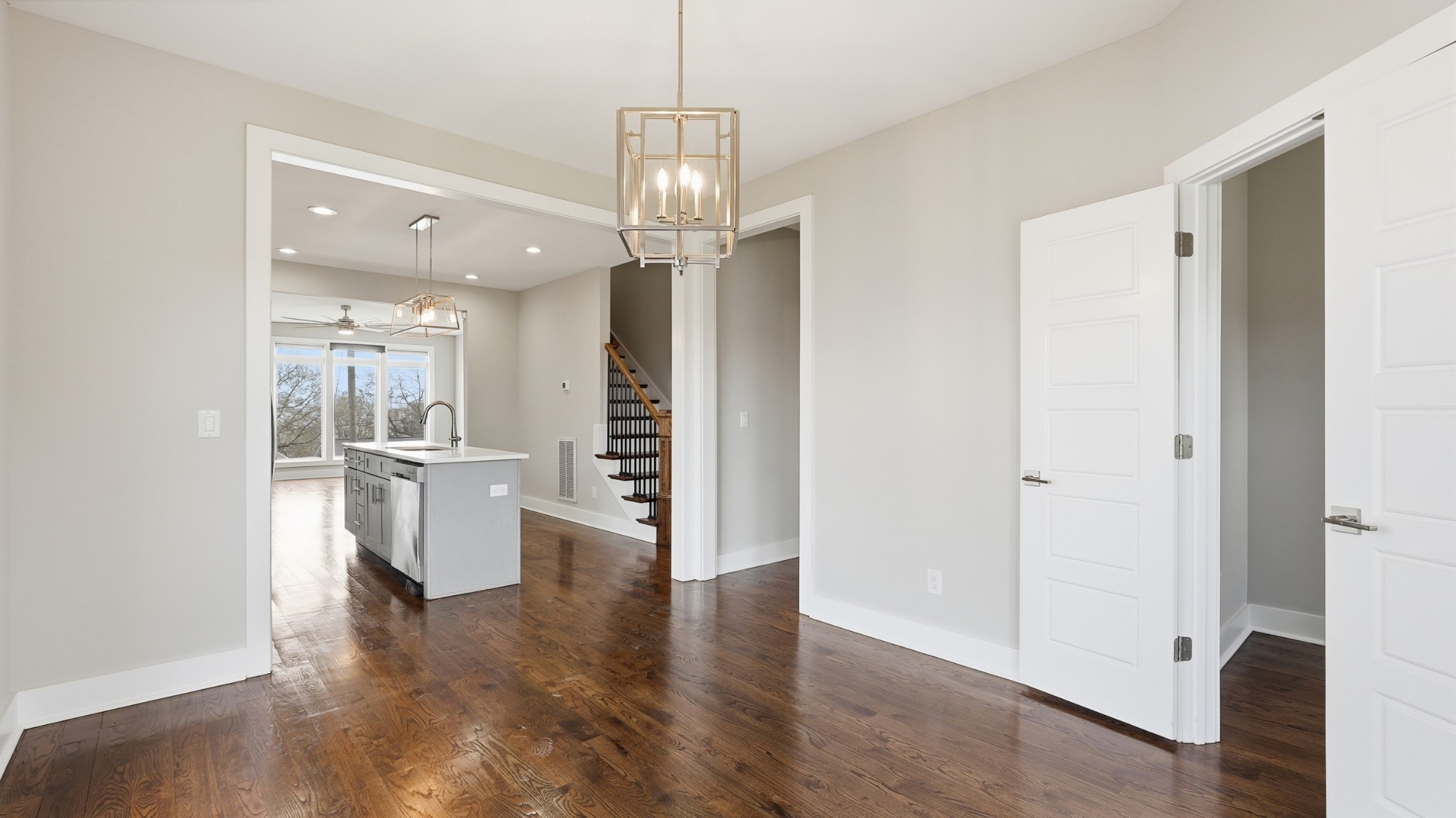 1263 N Avondale Circle Nashville TN 37207