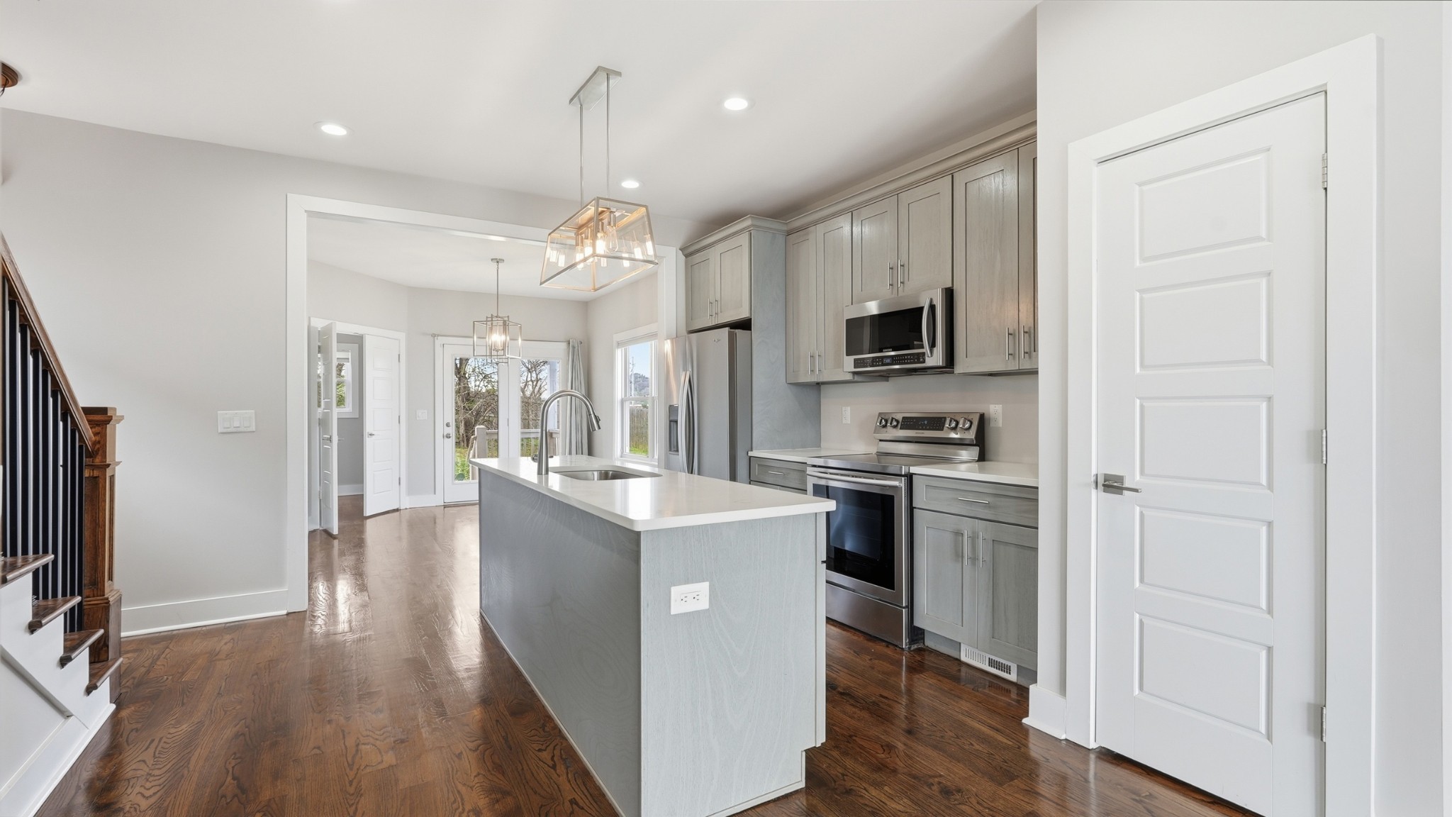 1263 N Avondale Circle Nashville TN 37207