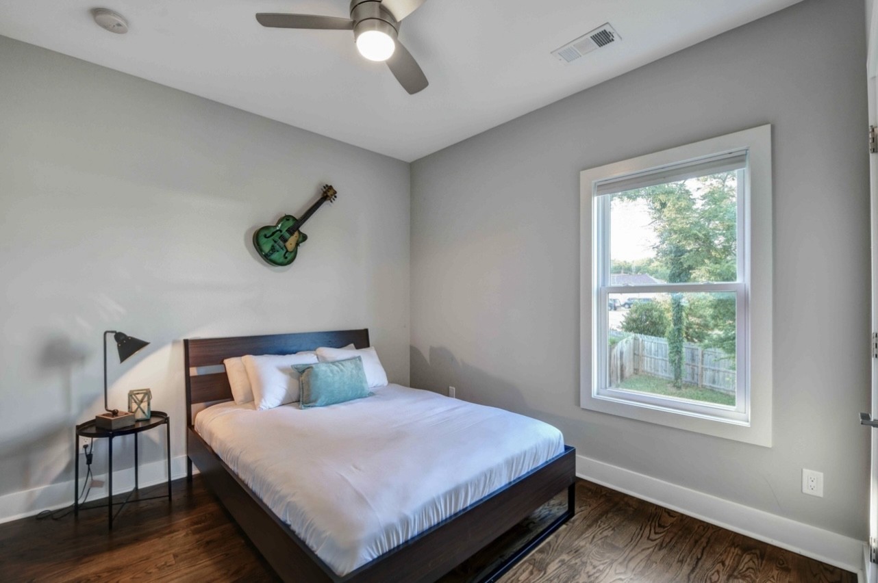 1263 N Avondale Circle Nashville TN 37207