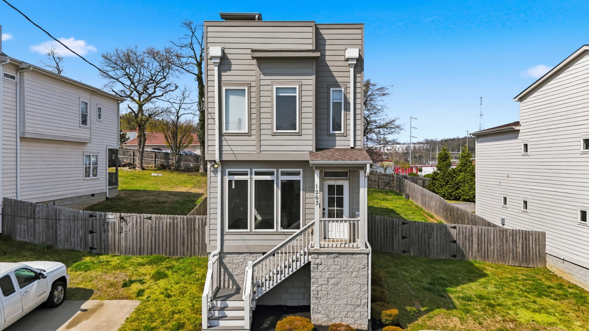 1263 N Avondale Circle Nashville TN 37207