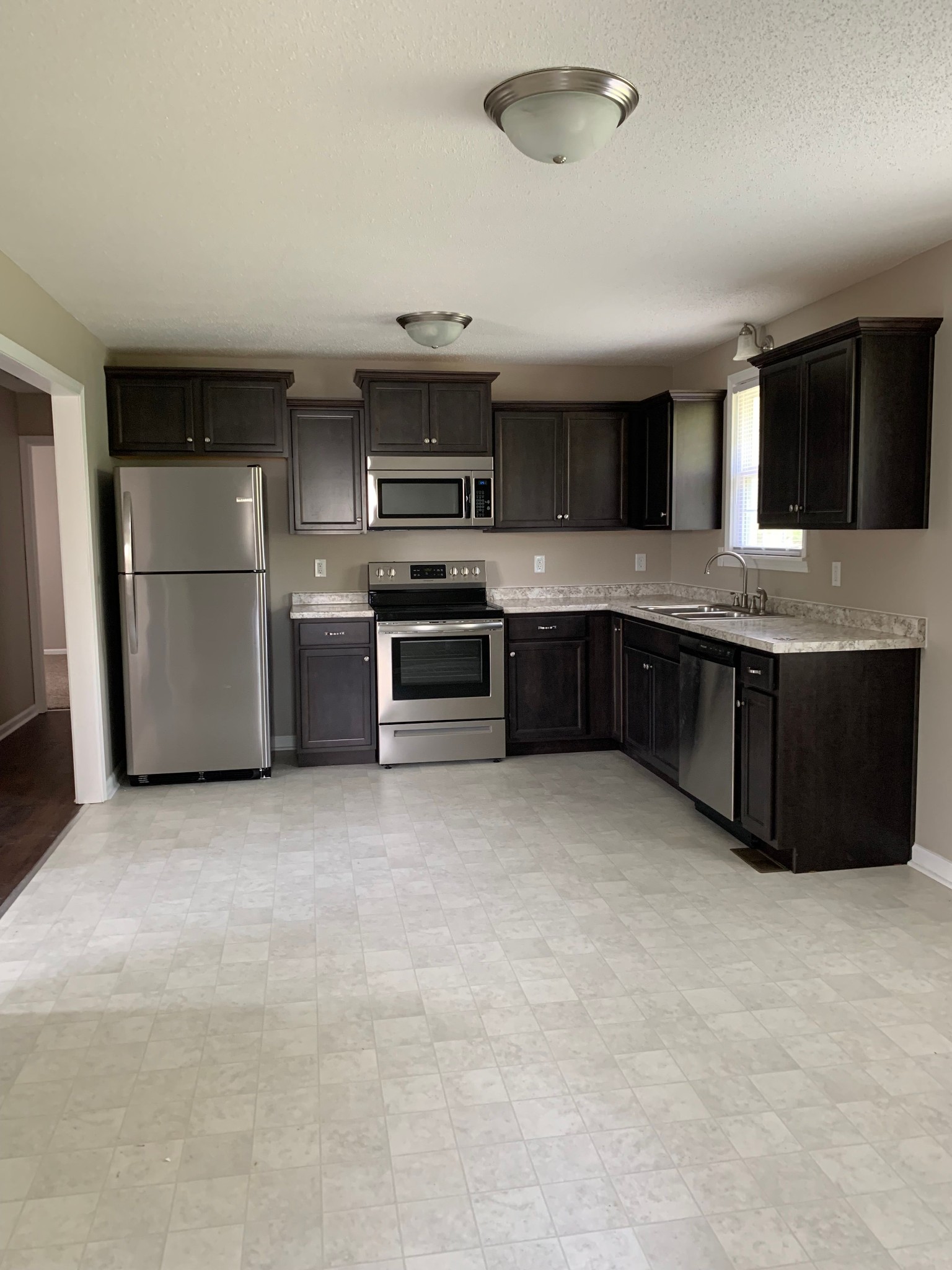 2732 Ann Drive Clarksville TN 37040