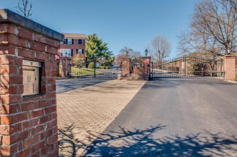 155 Jefferson Square Nashville TN 37215