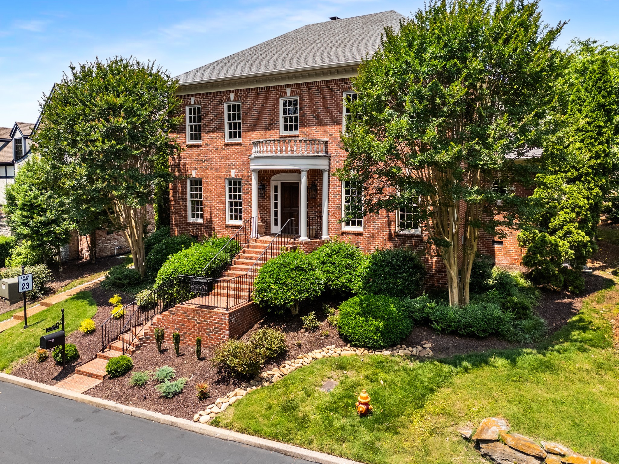 53 Whitworth Boulevard Nashville TN 37205