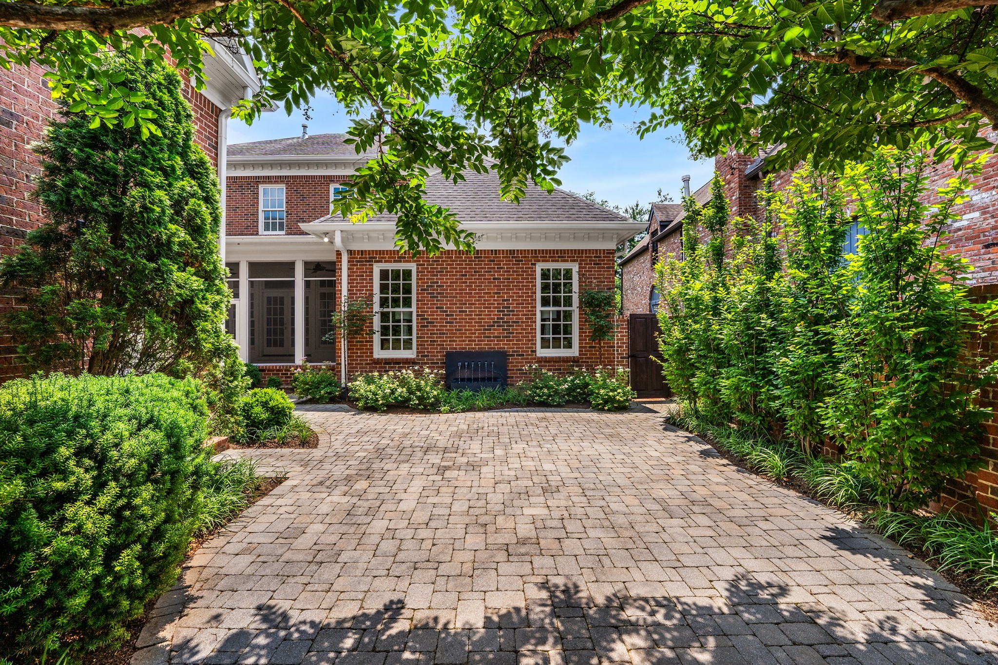 53 Whitworth Boulevard Nashville TN 37205