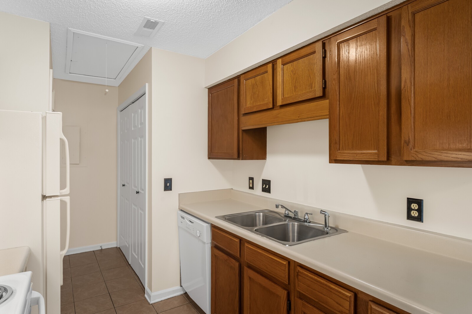 172 Brooke Castle Drive Hermitage TN 37076