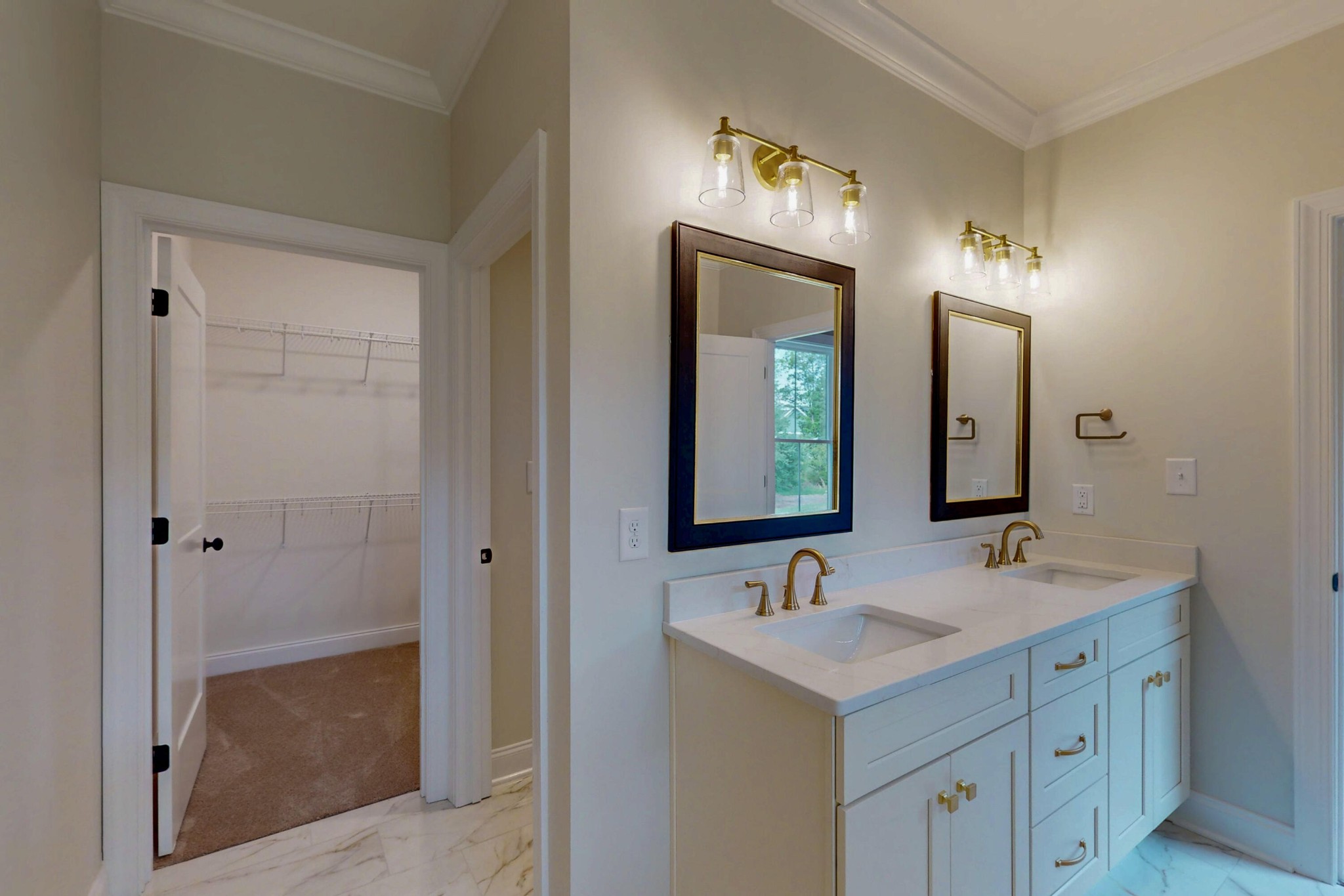302 Kings Cove Court, NW Cleveland TN 37312