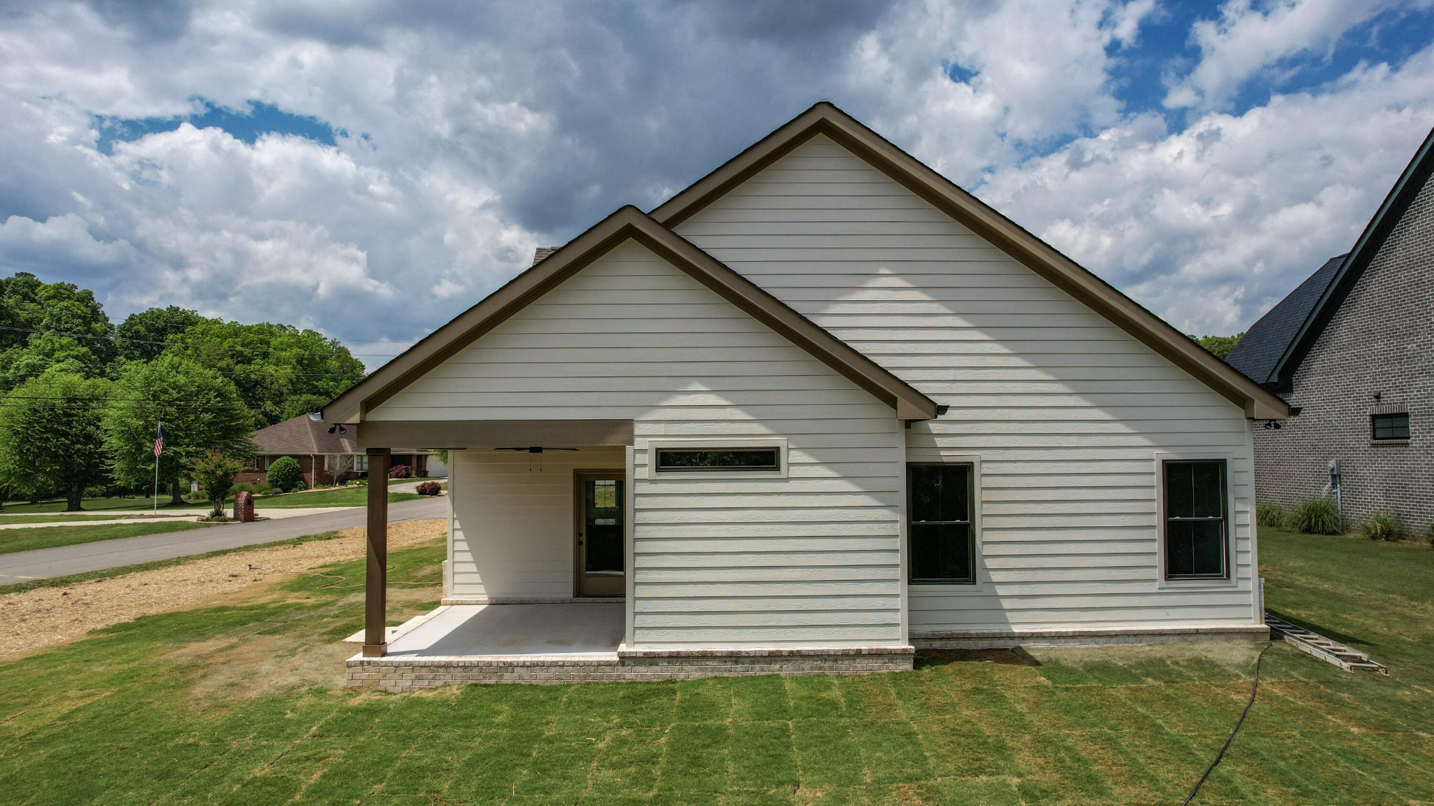 302 Kings Cove Court, NW Cleveland TN 37312