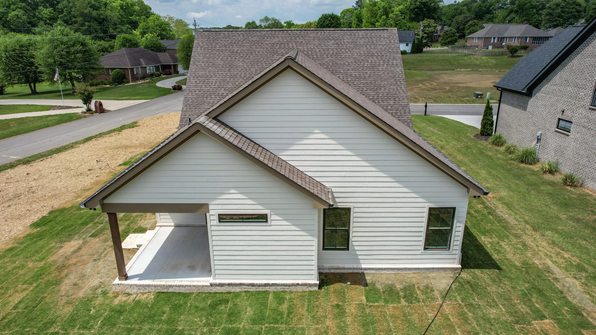 302 Kings Cove Court, NW Cleveland TN 37312