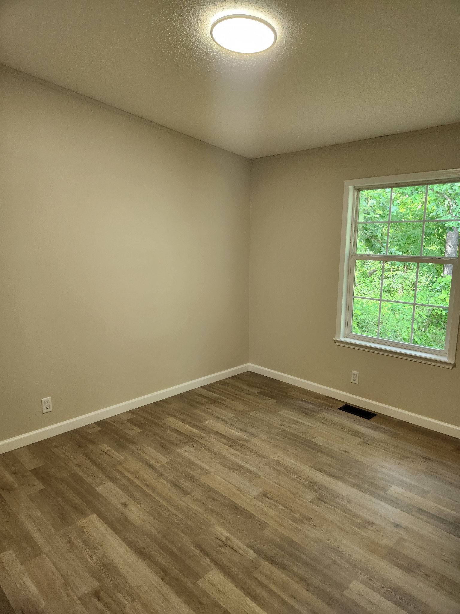 155 Sweetgum Lane Summertown TN 38483