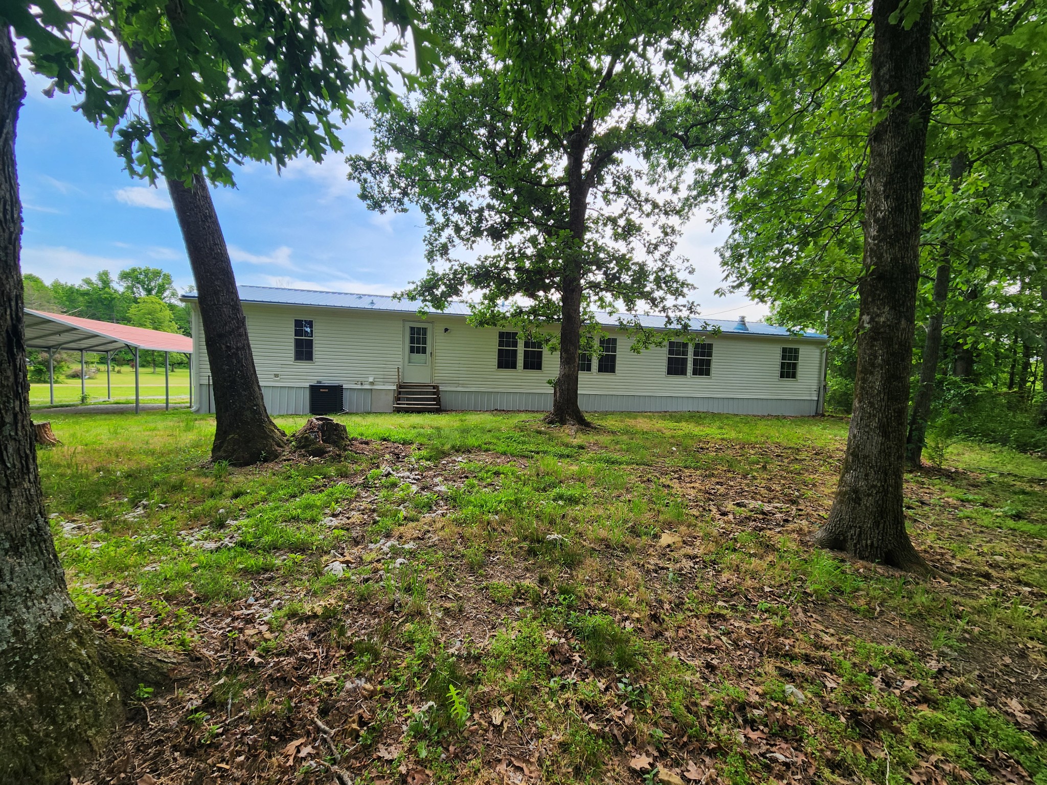 155 Sweetgum Lane Summertown TN 38483