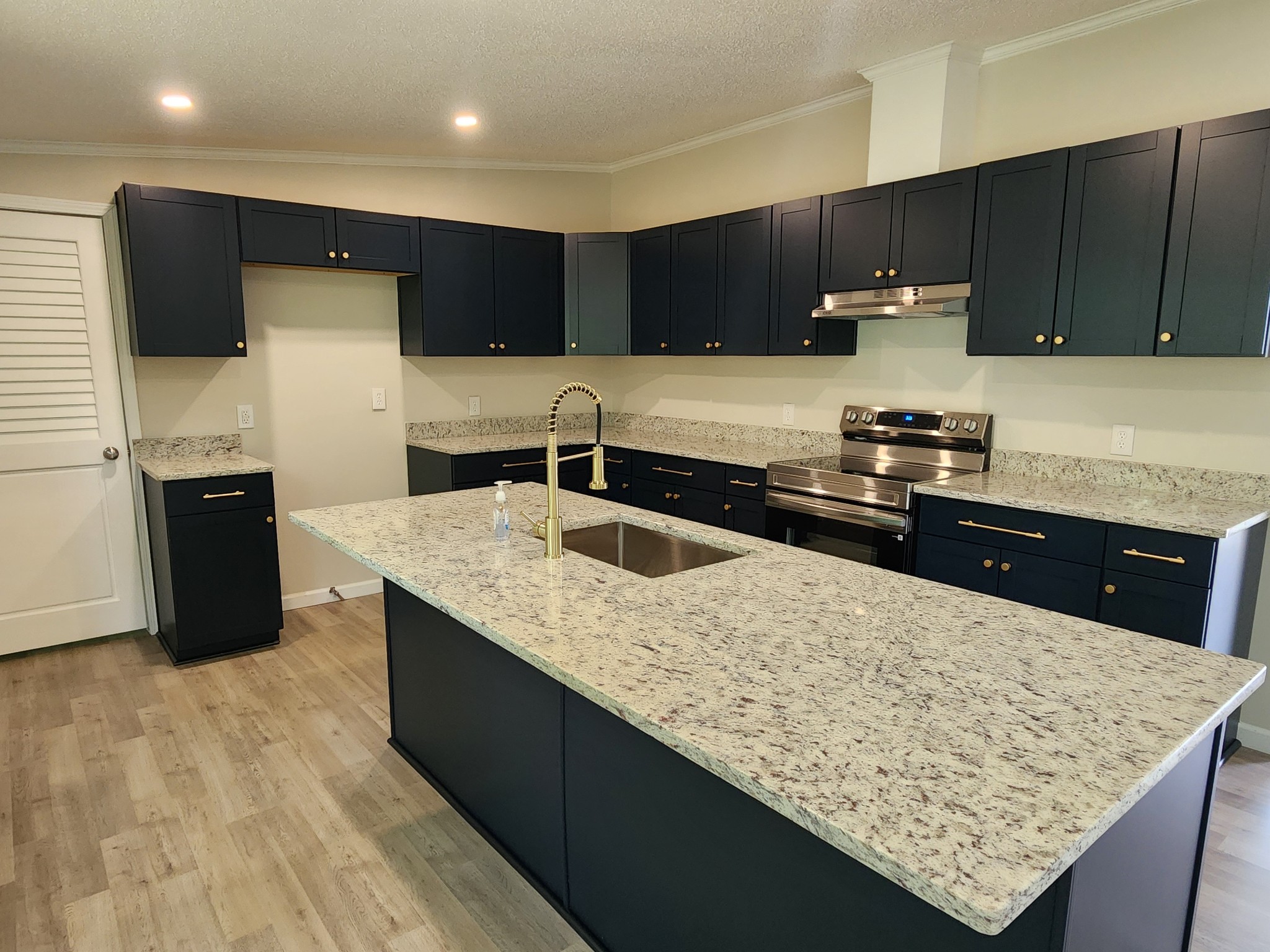 155 Sweetgum Lane Summertown TN 38483