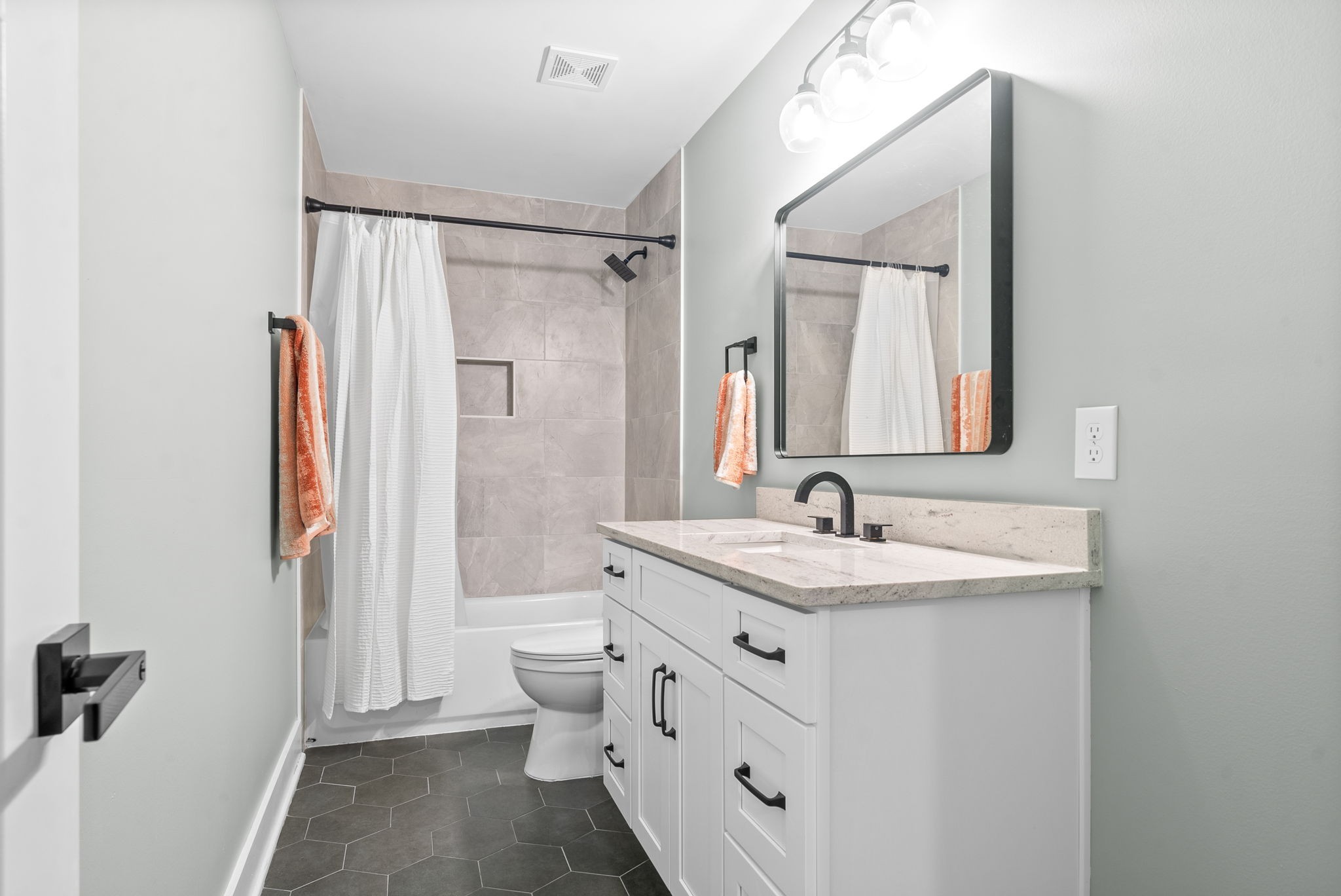514 Doy Road, E White Bluff TN 37187
