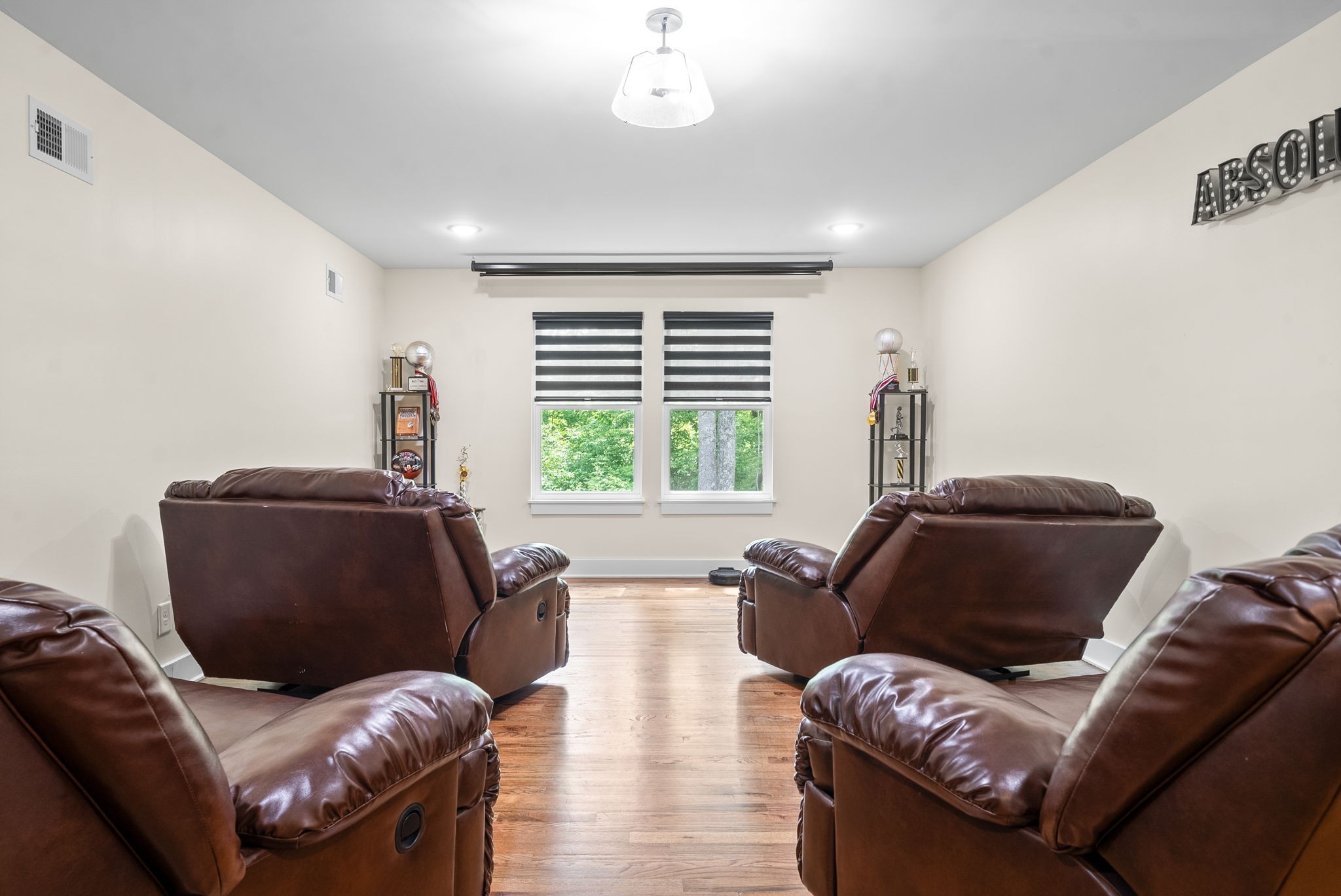 514 Doy Road, E White Bluff TN 37187