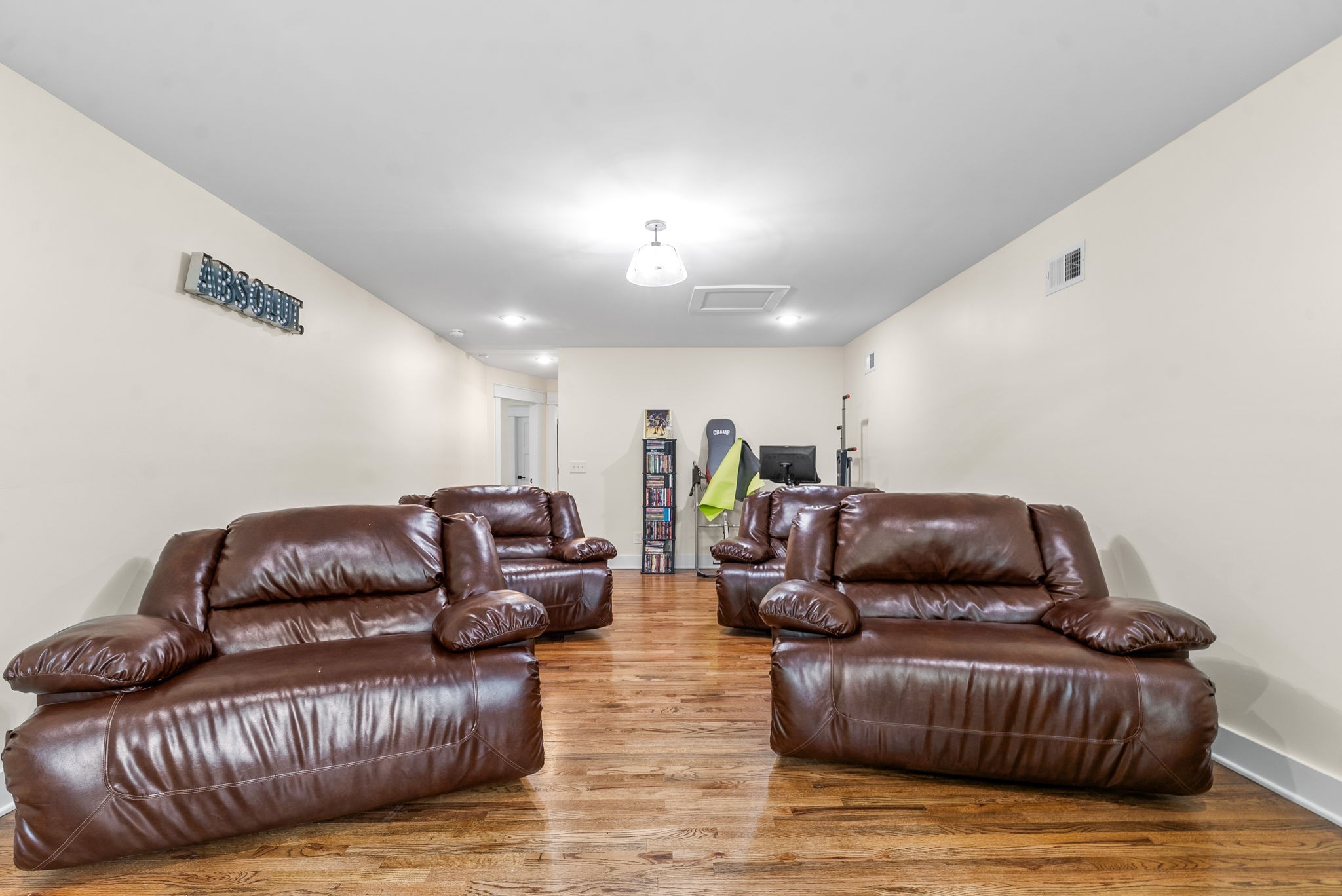 514 Doy Road, E White Bluff TN 37187