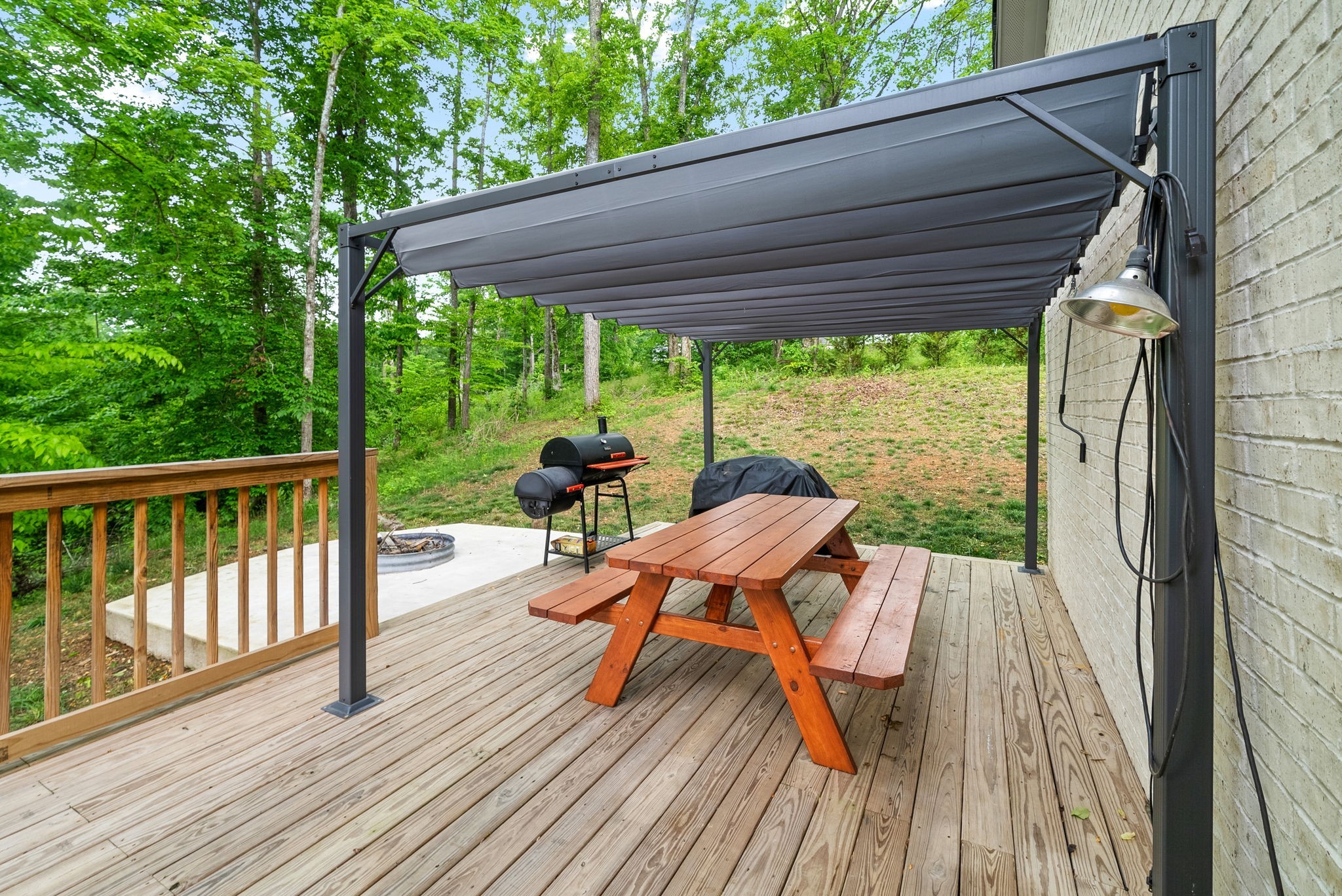 514 Doy Road, E White Bluff TN 37187