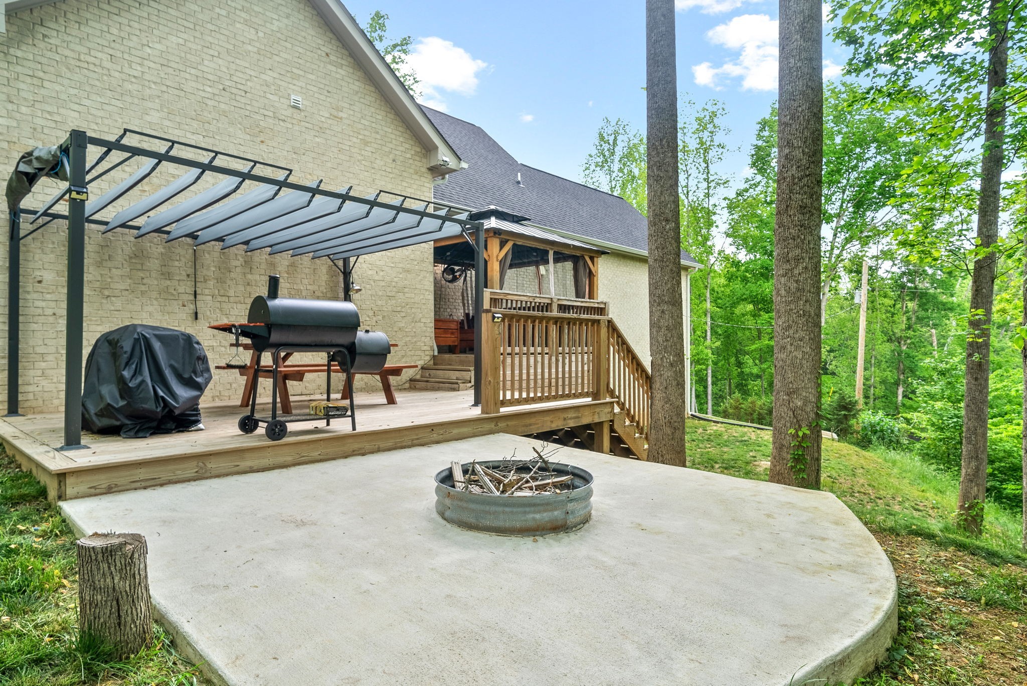 514 Doy Road, E White Bluff TN 37187