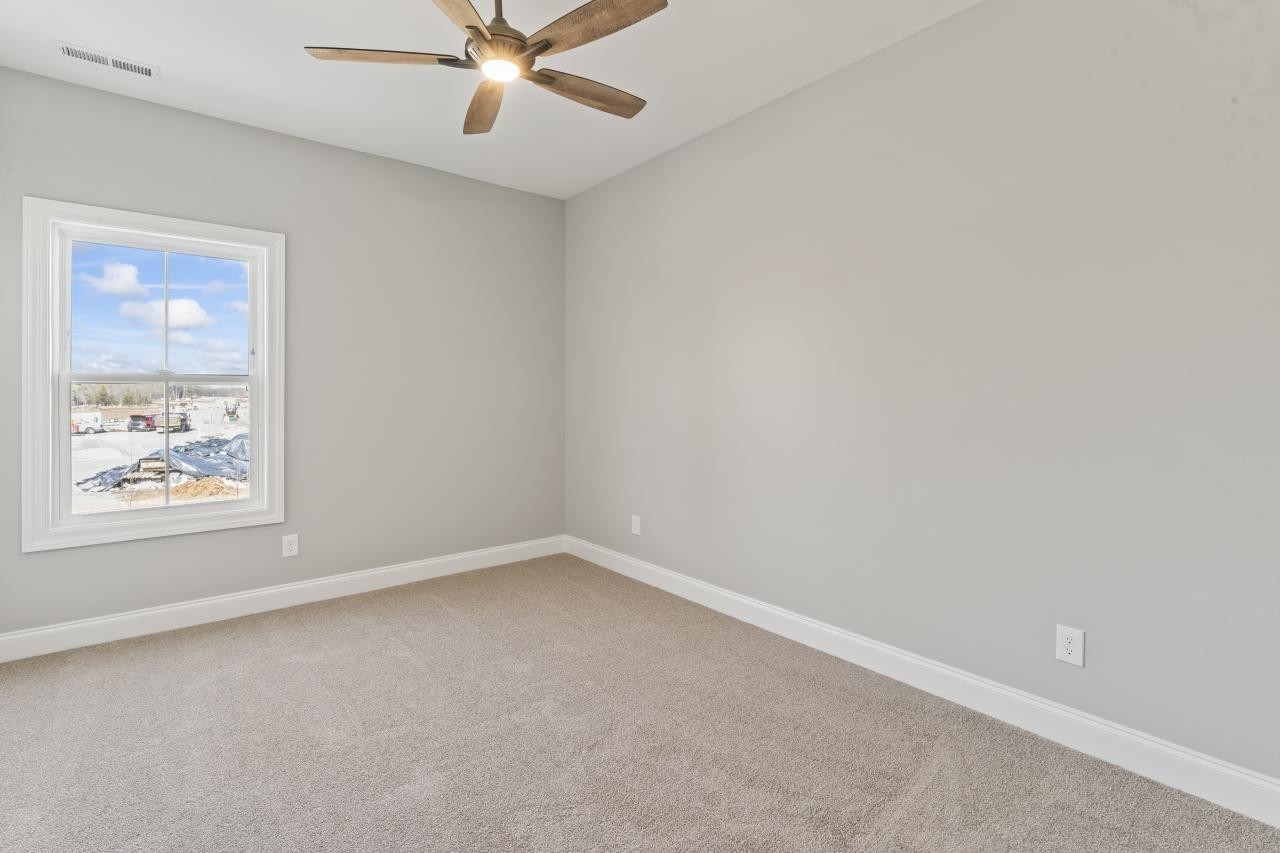 2124 Gracie Bug Loop Murfreesboro TN 37128
