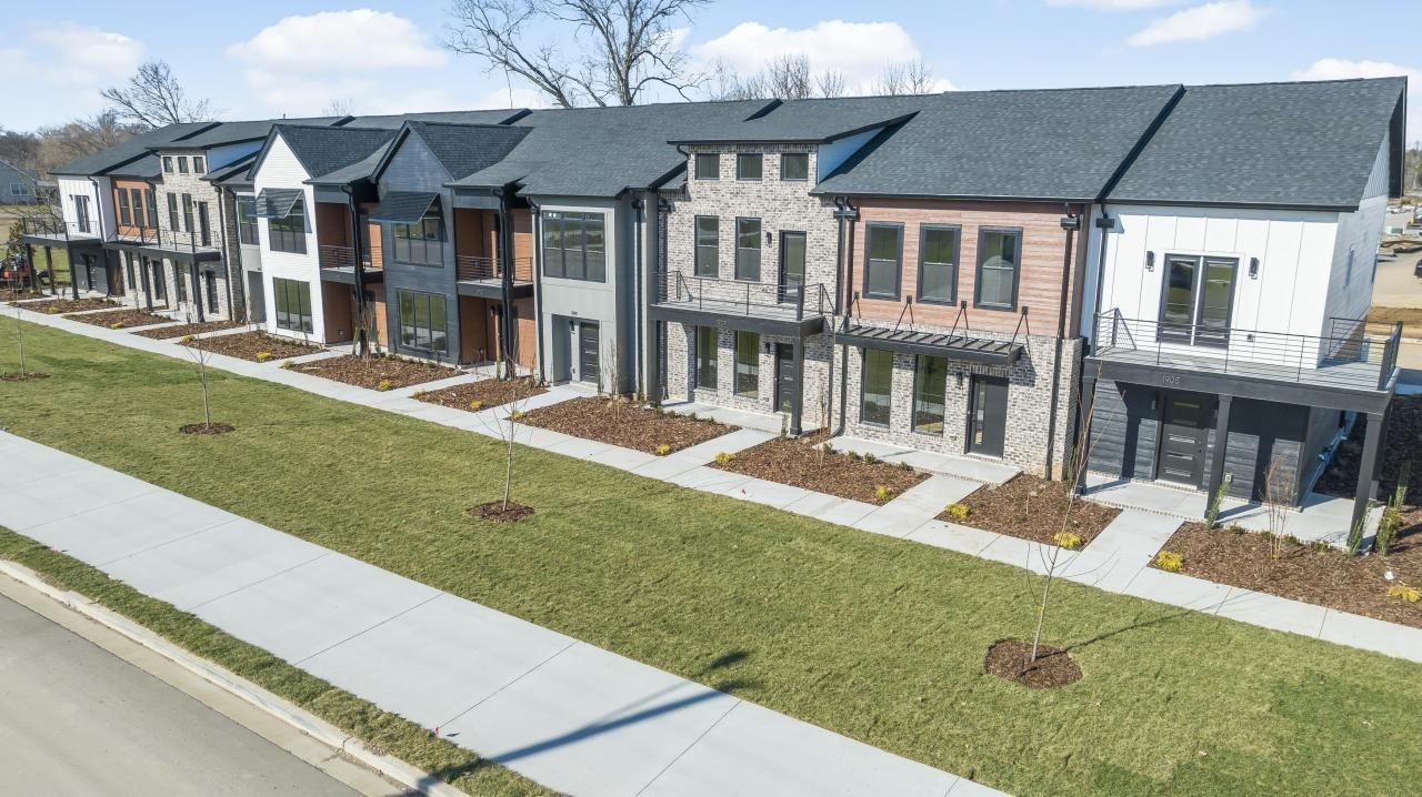 2124 Gracie Bug Loop Murfreesboro TN 37128