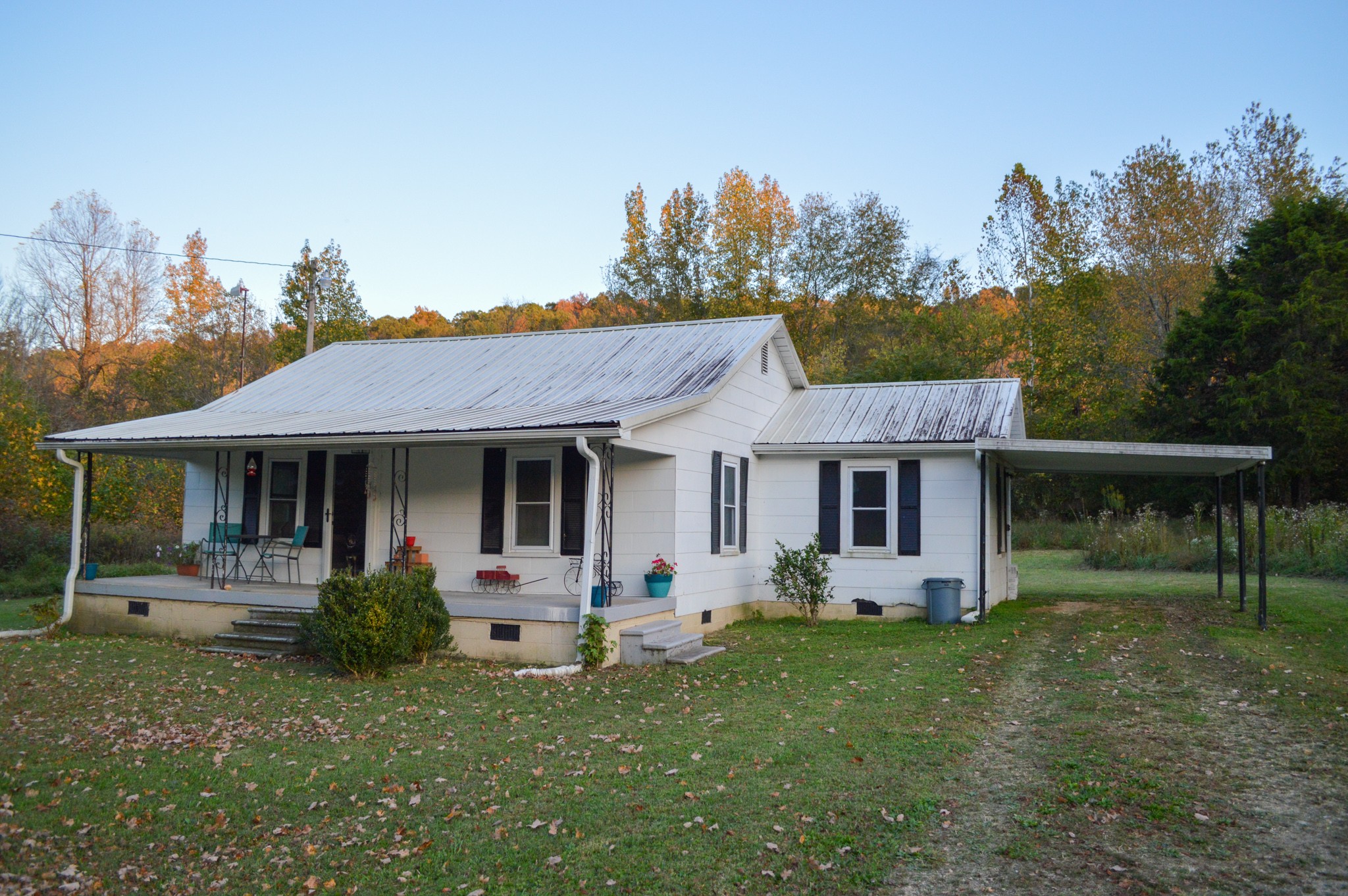 1567 Highway 48, S Centerville TN 37033