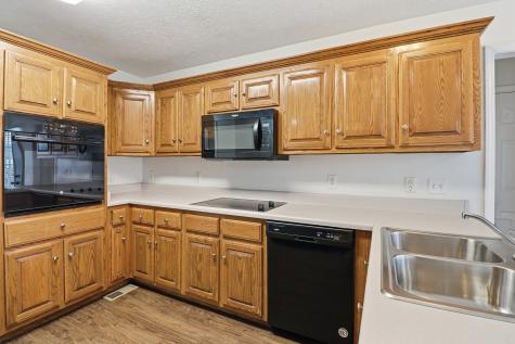 204 Creekwood Drive White House TN 37188