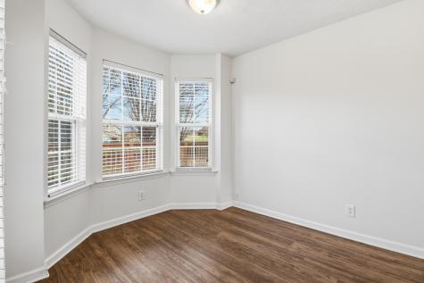 204 Creekwood Drive White House TN 37188