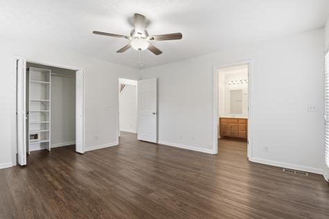 204 Creekwood Drive White House TN 37188