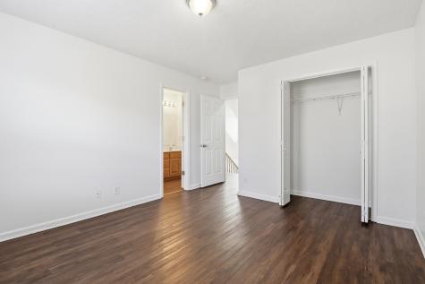 204 Creekwood Drive White House TN 37188