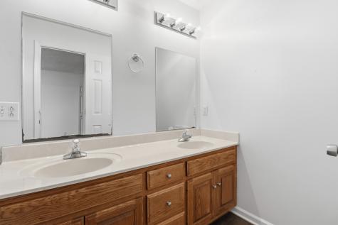 204 Creekwood Drive White House TN 37188