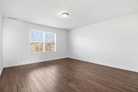 204 Creekwood Drive White House TN 37188