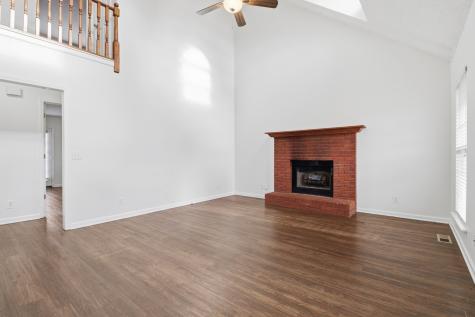 204 Creekwood Drive White House TN 37188