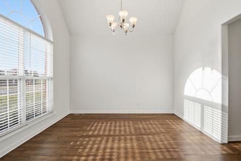 204 Creekwood Drive White House TN 37188