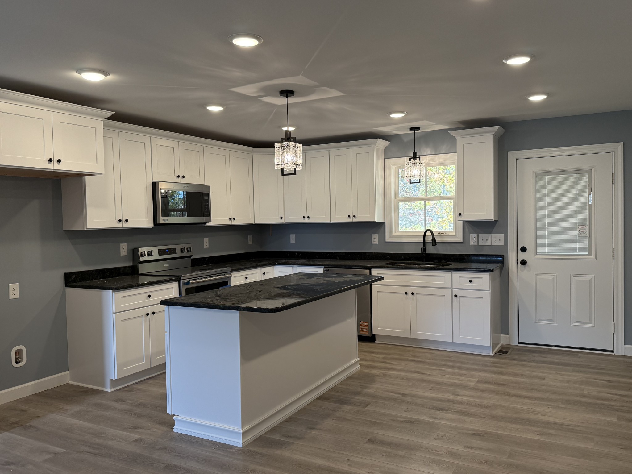 306 Cassie Drive Lafayette TN 37083