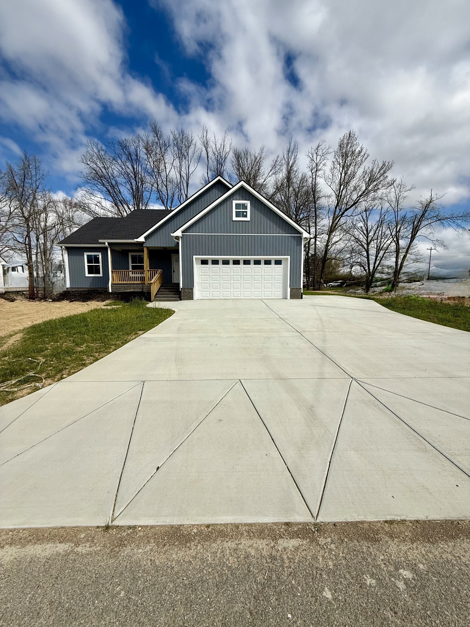 306 Cassie Drive Lafayette TN 37083