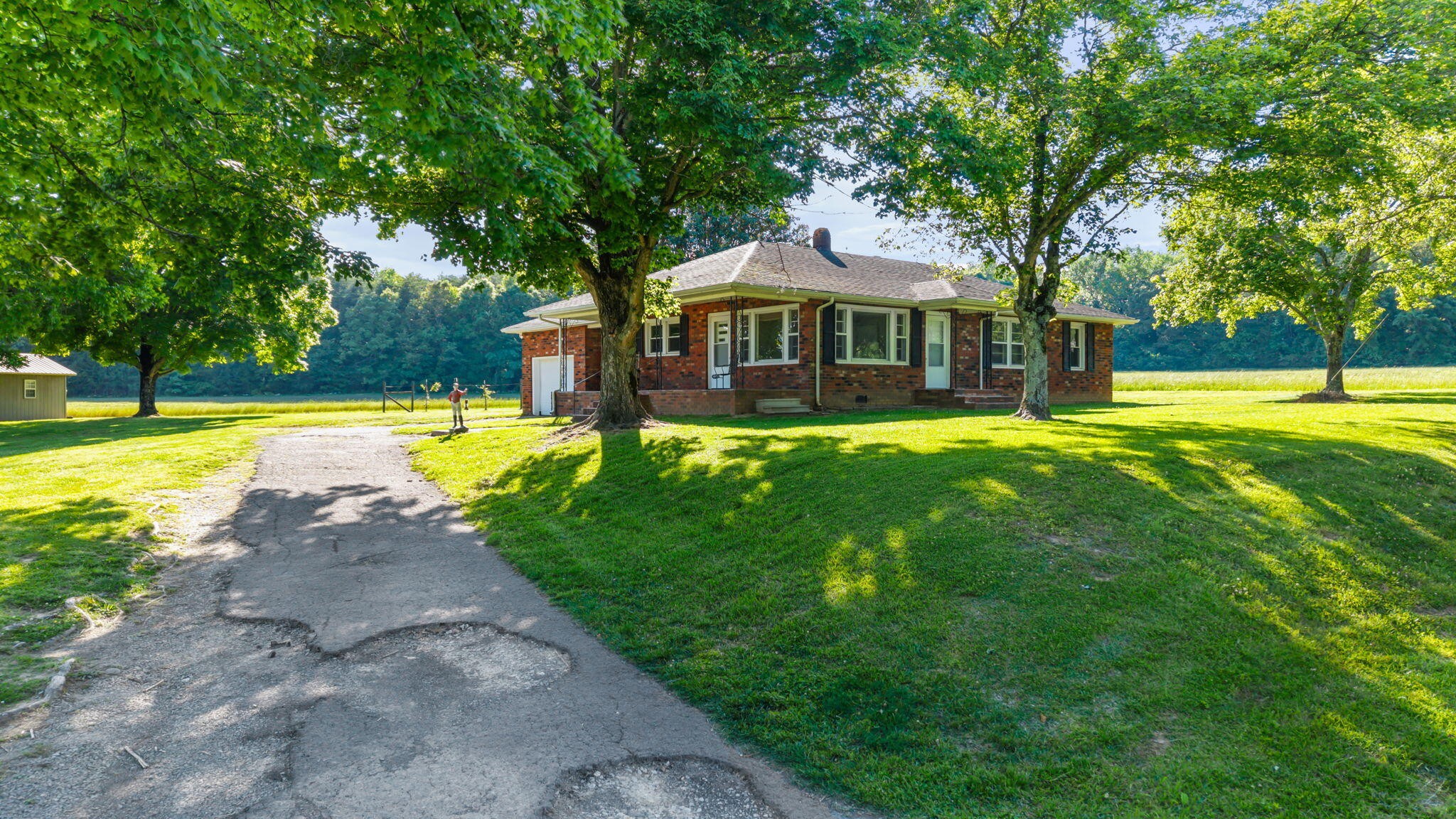 444 County Road 782 Etowah TN 37331