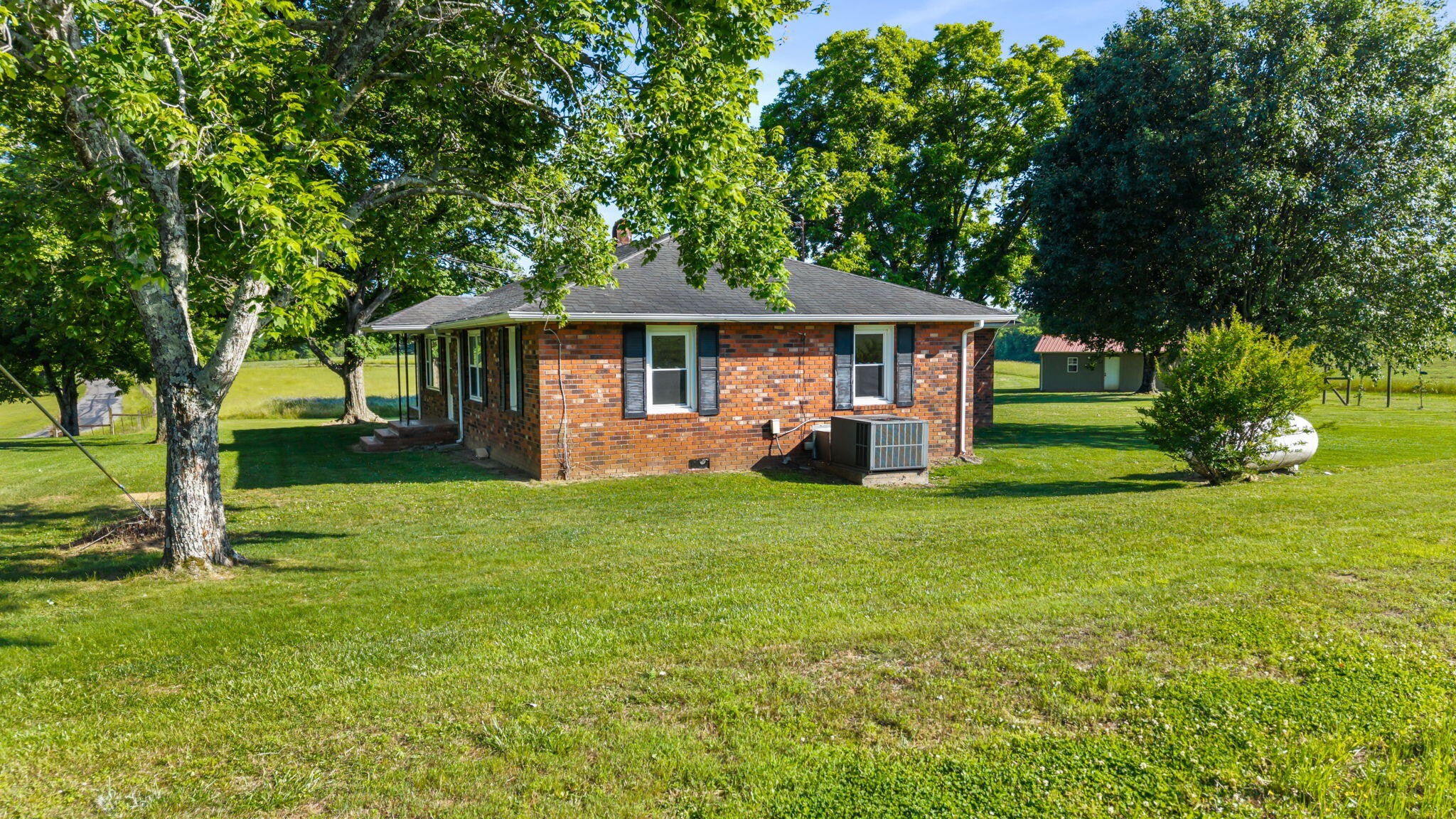 444 County Road 782 Etowah TN 37331