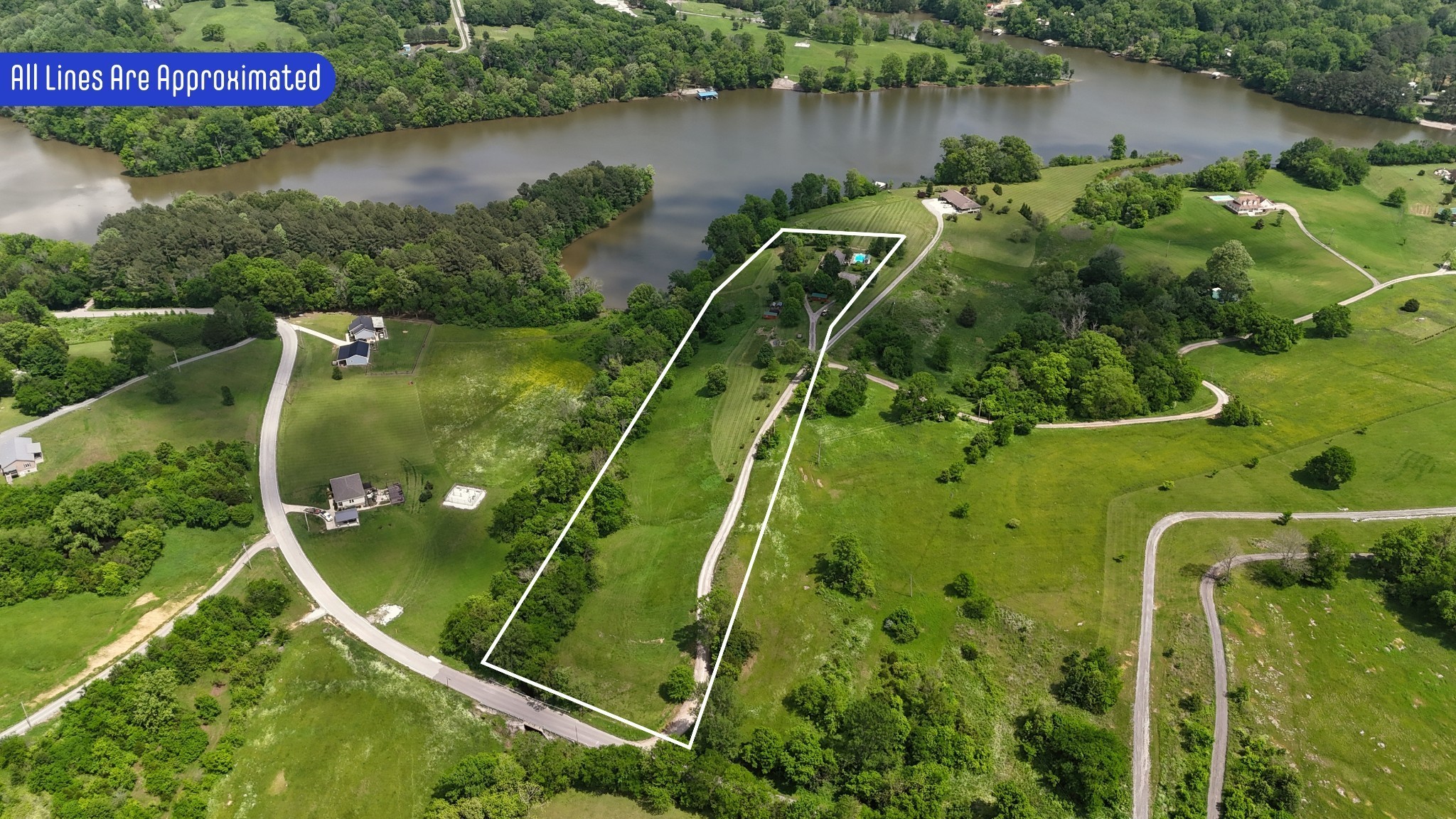 Hartsville TN, 135 Second Creek Lane