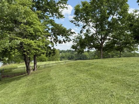 135 Second Creek Lane Hartsville TN 37074