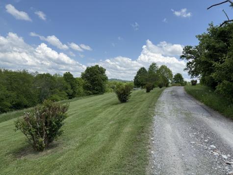 135 Second Creek Lane Hartsville TN 37074