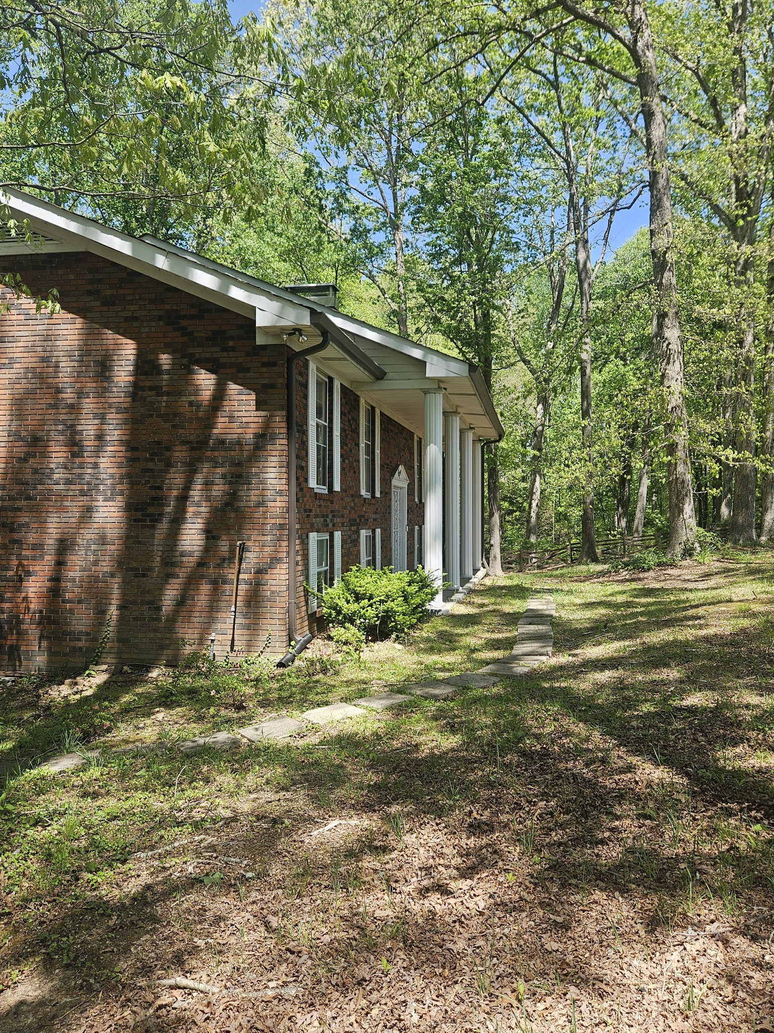 1581 Galen Road Lafayette TN 37083