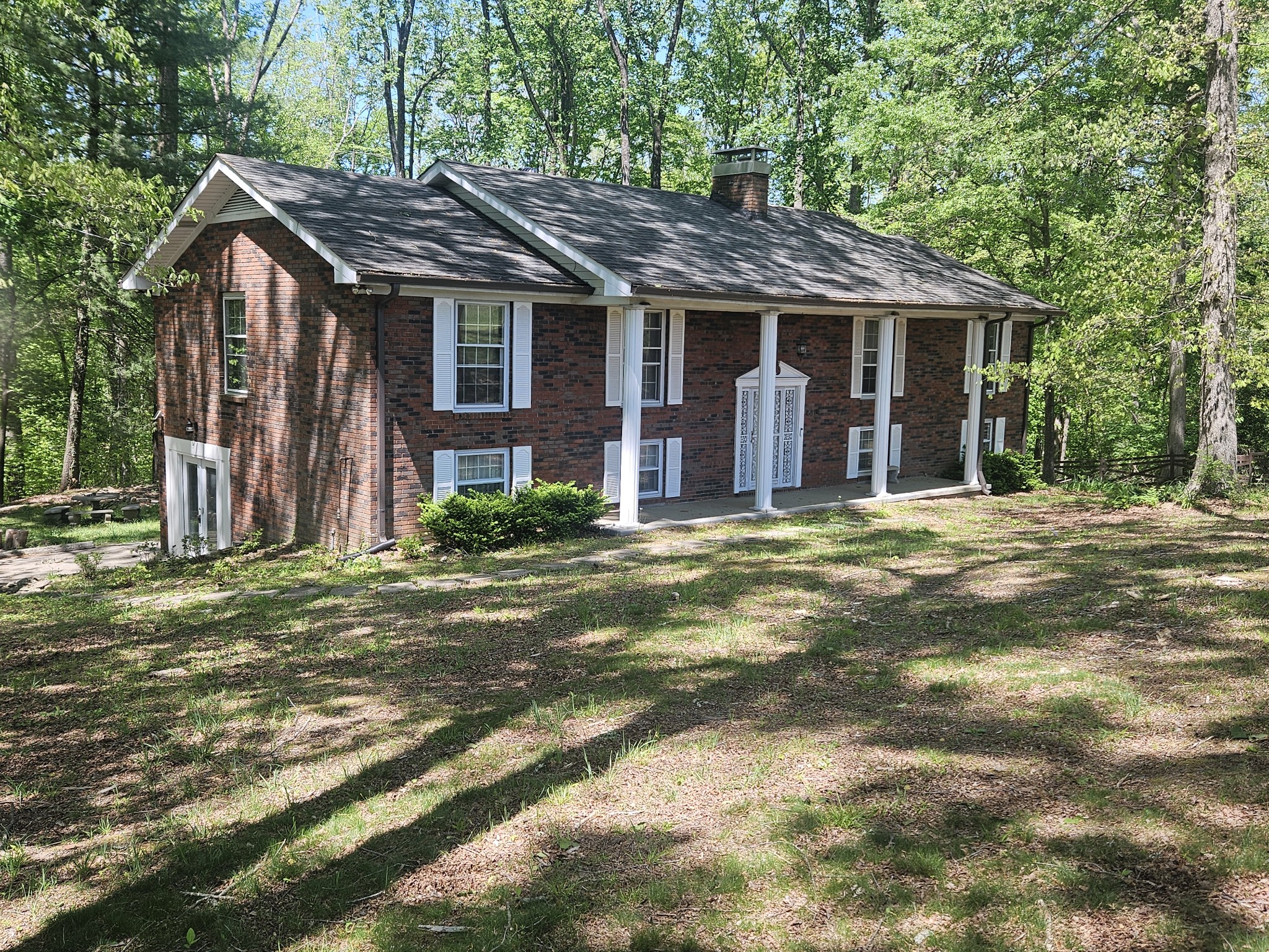 1581 Galen Road Lafayette TN 37083