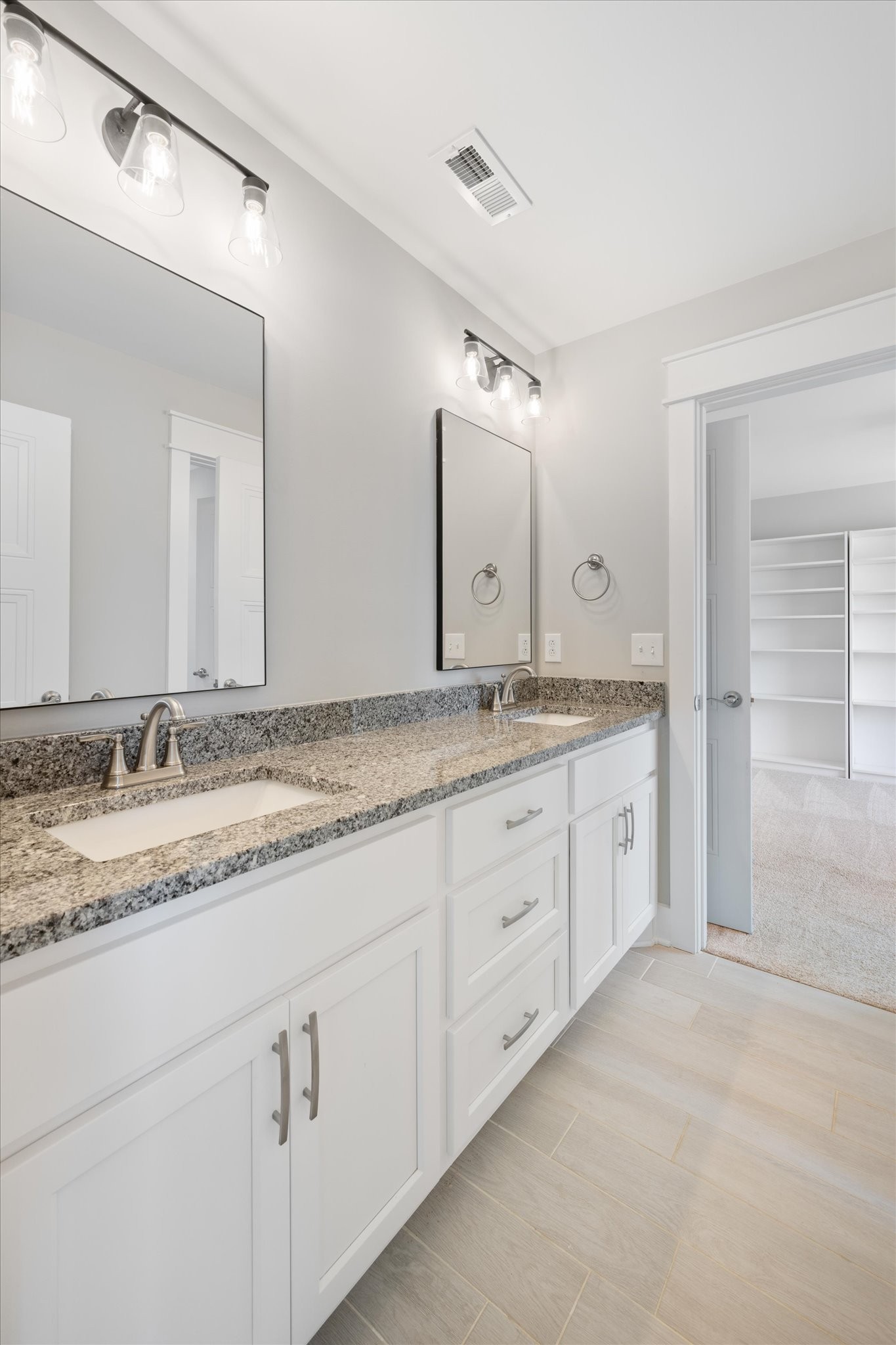 1901 Rhonda Drive Christiana TN 37037
