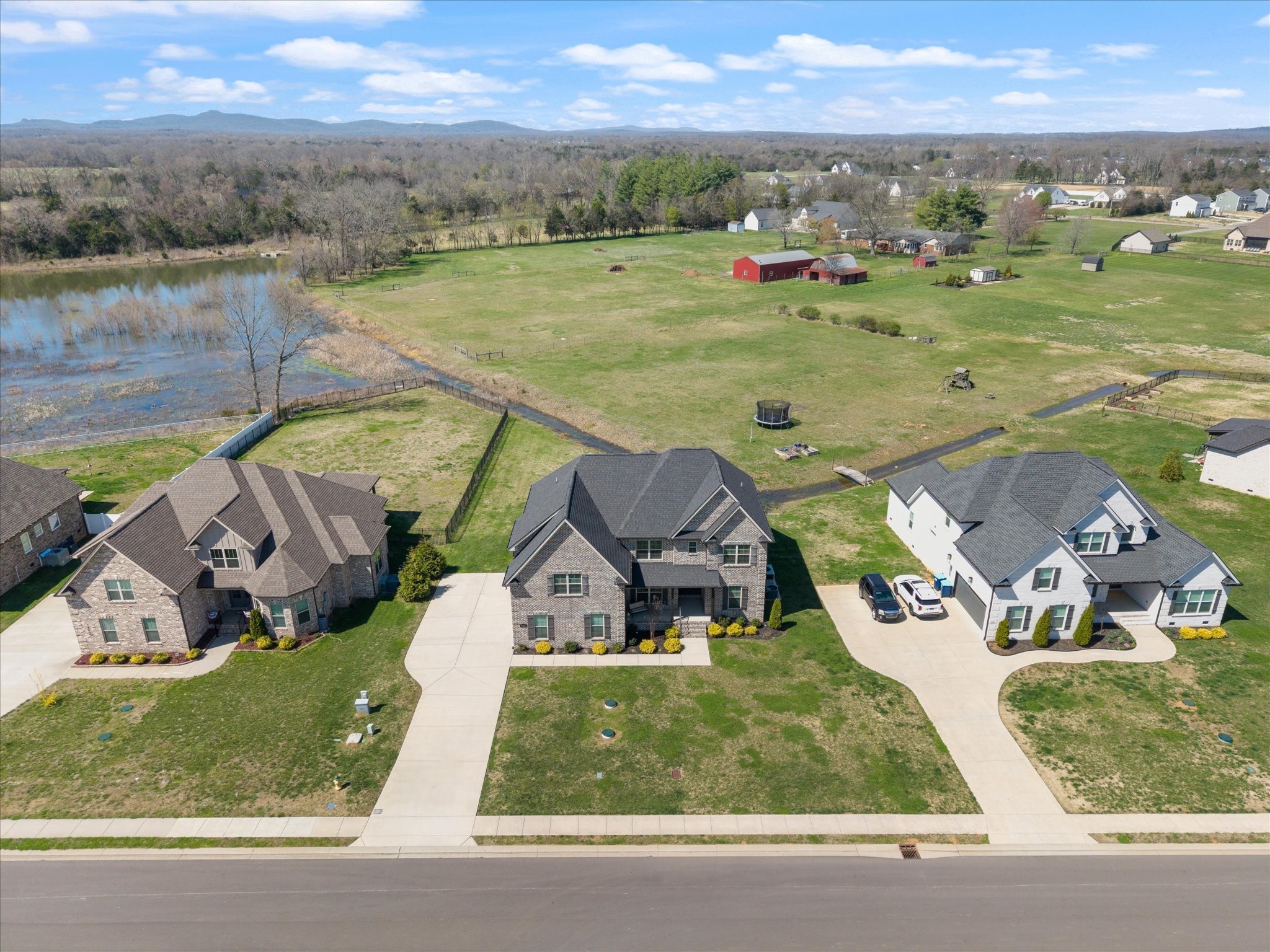1901 Rhonda Drive Christiana TN 37037