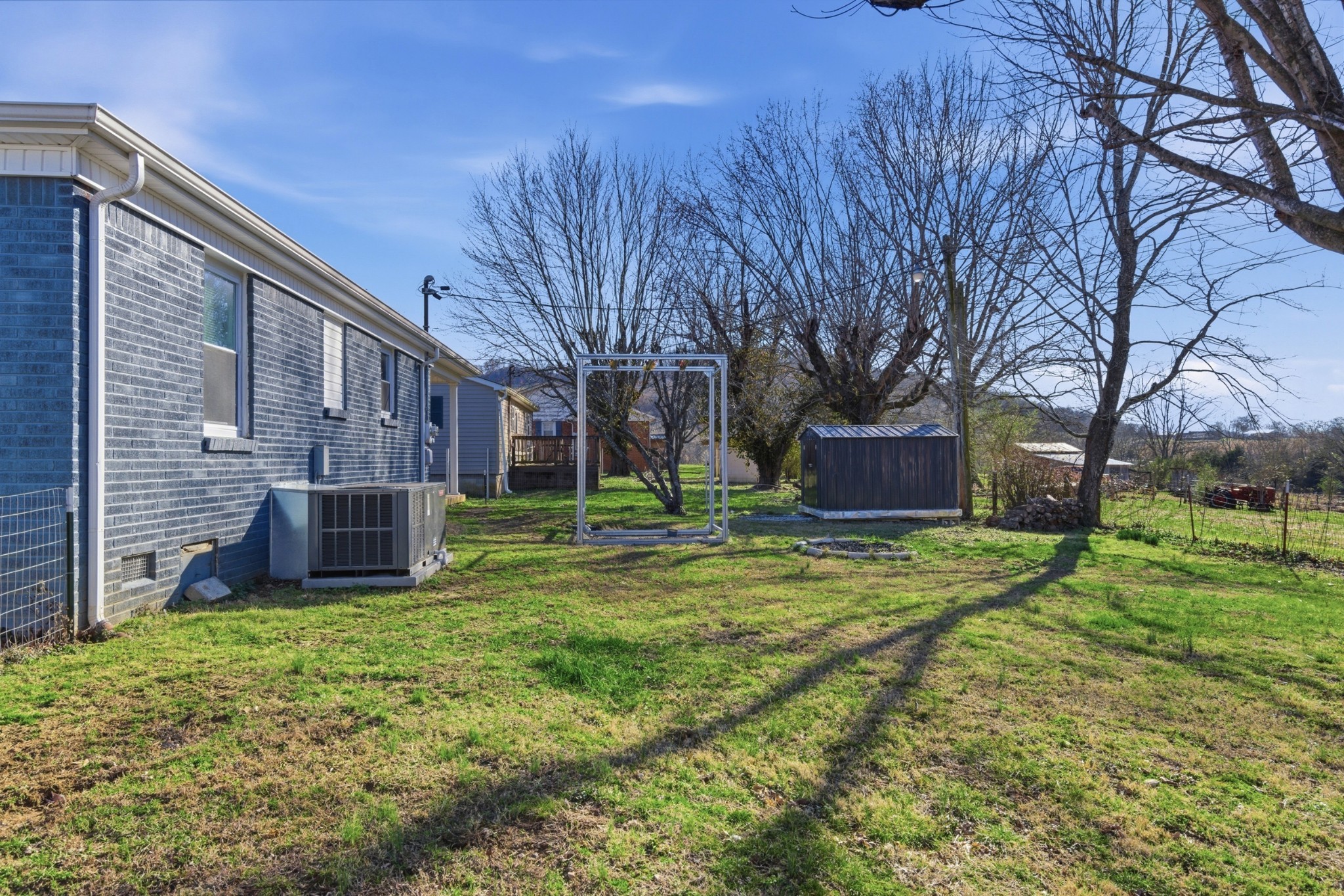 31 Horseshoe Bend Lane Elmwood TN 38560