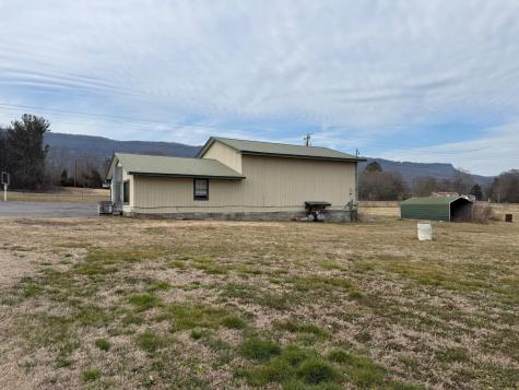 15446 Highway 28 Whitwell TN 37397