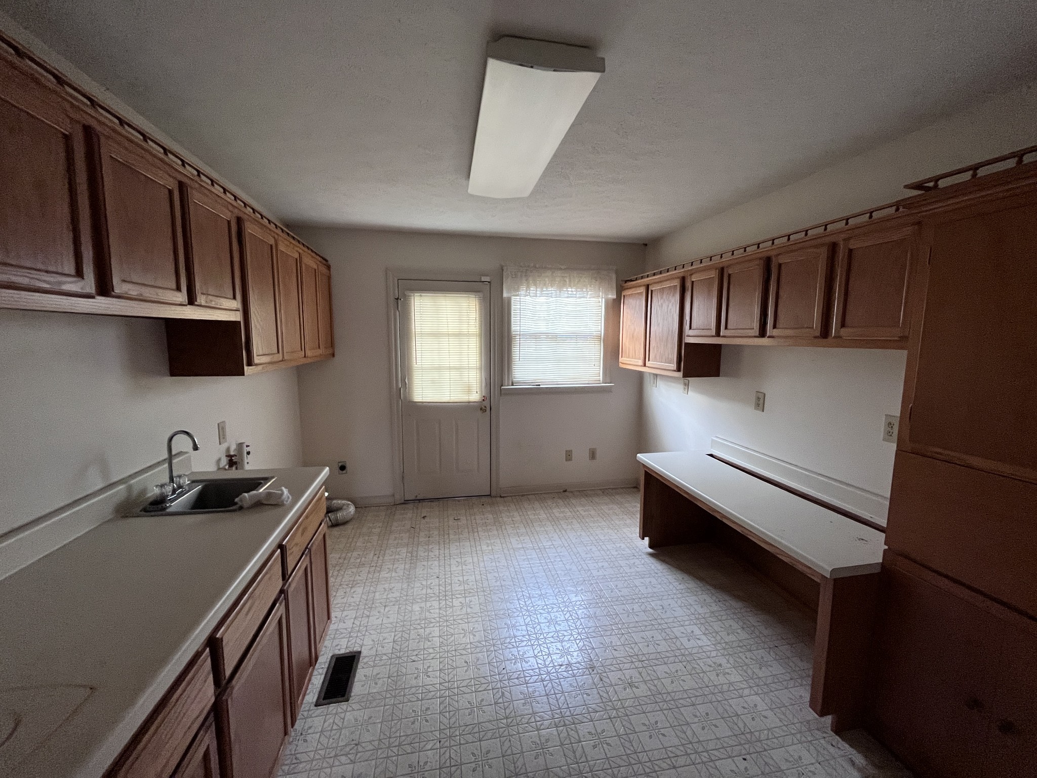 4360 Highway 431, N Springfield TN 37172